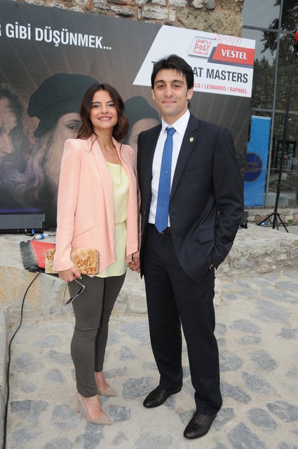 ZEYNEP - EMRE ZORLU