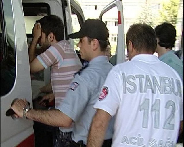 Marmara Üniversitesi'nin önünden görüntüler...