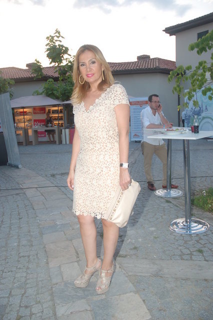 ESRA ÖZTÜRK