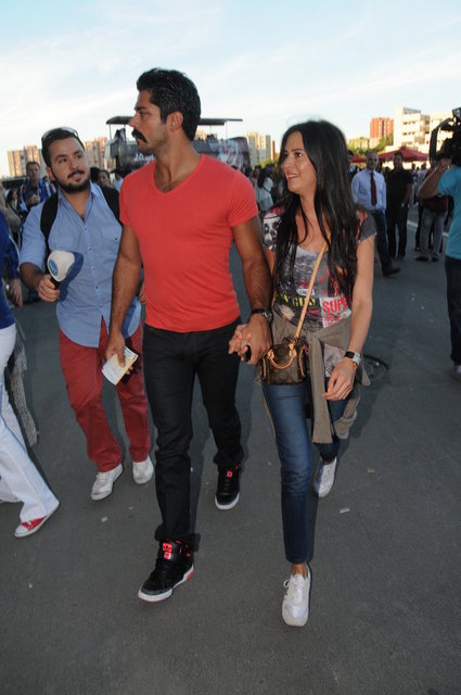 BURAK ÖZÇİVİT, CEYLAN ÇAPA