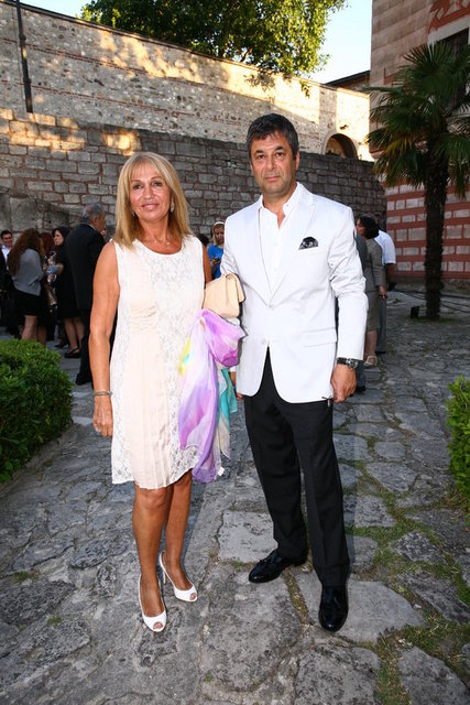 GÜLBİN - ERKAN SİMİTÇİOĞLU