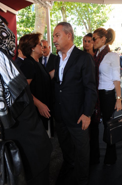 HÜSAMETTİN ÖZKAN, BERNA YILMAZ