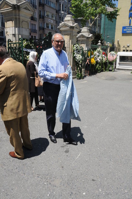 ALBERT ELHADEF 