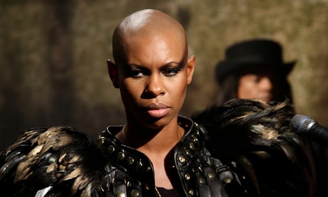 16 Haziran Cumartesi, Otto Santral'de; saat 22.00'den sonra Skin From Skunk Anansie DJ Set. Giriş: 75 TL. Tel: (212 427 18 89)