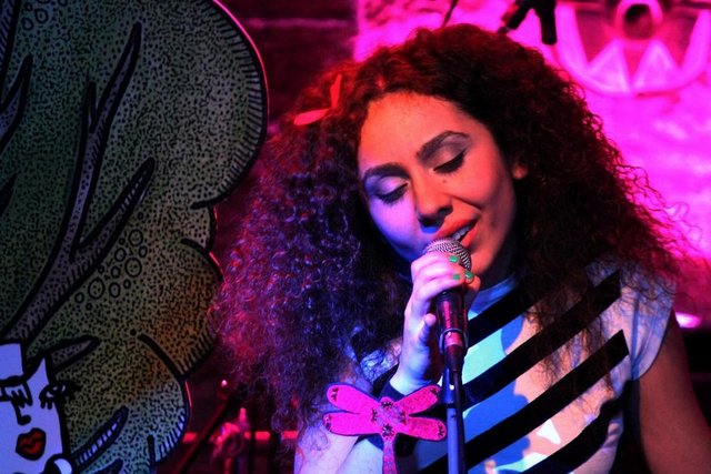 16 Haziran Cumartesi, Hayal Bistro'da; saat 23.00'te, Elif Çağlar Trio. Giriş: 28 TL. Tel:  212 245 10 48) -