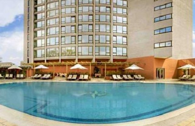 Günlük giriş ücreti hafta içi 80 TL, Cumartesi 115 TL, Pazar ise 130 TL.  -