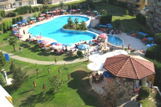 Beykoz ve Sarıyer'de iki şubesi olan Acarkent Coliseum'da sezonluk üyelik yapılabiliyor.