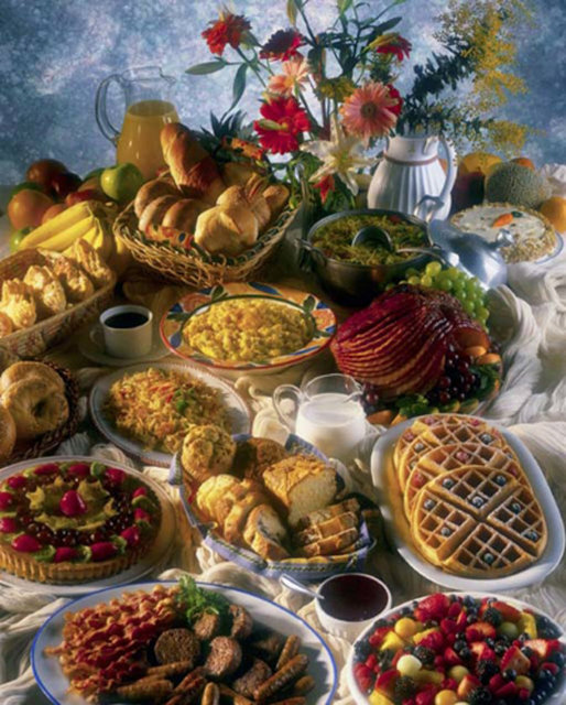 Babanız bir etseverse, - Babalar Günü için Go - Mongo'dan yer ayırtın ve - Moğol usulü barbekünün - tadına baktırın. Müdavimi - olacak. -   17 Haziran'da Gourmet - Burger'da babanızın - içeceği hamburgerinin - yanında bedava! -   Gerçekten farklı bir hediye için 17 Haziran'da günün - hangi saatinde olursa olsun Barba Meyhane'den - rezervasyon yaptırdığınızda babanız Barba keyfini - ücretsiz yaşayacak! -   Yeşilköy'deki Akdeniz yemekleri restoranı Yelken'de - babanıza karnını en güzel şekilde doyuracağı bir pazar - ziyafeti ısmarlayabilirsiniz.