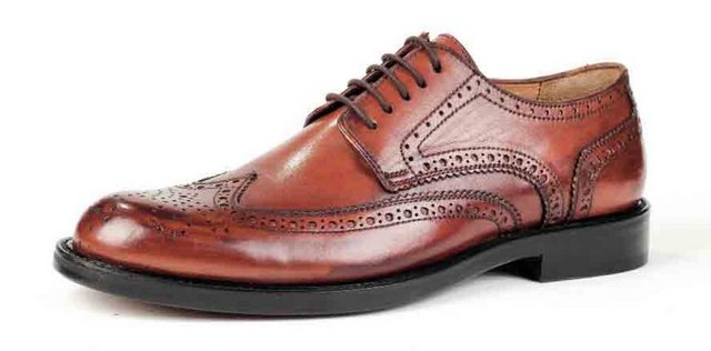 ERKEKLER DE - AYAKKABI SEVER - Babalara alınacak - klasik hediyelerden - bir diğeri - ayakkabı. - Ayakkabı kadın için bir tutkudur denir ama - erkekler için de durum farklı sayılmaz.