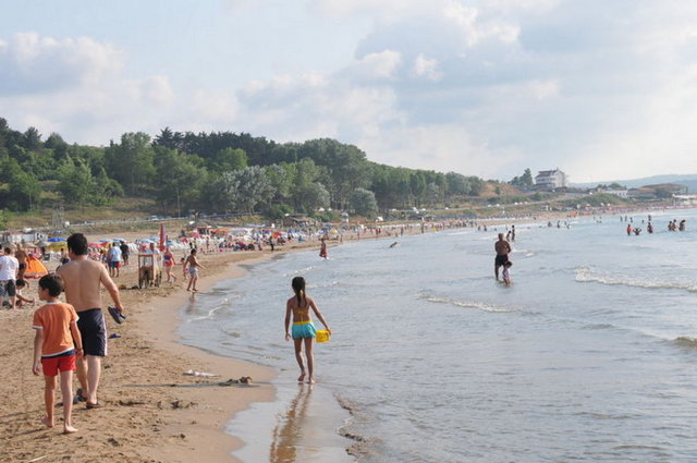 Çok eski bir yerleşim yeri olan Şile'de yapılacak çok şey var. Uzunkum, Ayazma, Sofular gibi bölgeleri çok keyifli