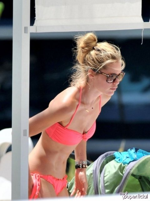 DOUTZEN KROES