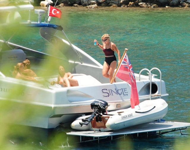 BİLGÜN SAZAK, YASEMİN ALOĞLU, ZEYNEP ÇARMIKLI 