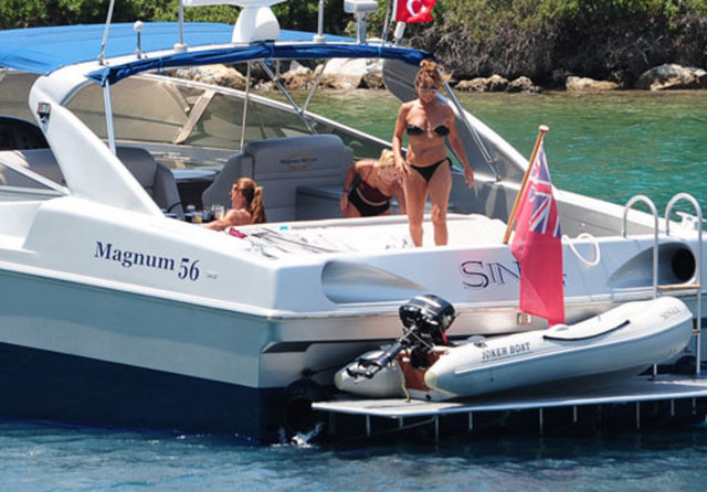 BİLGÜN SAZAK, YASEMİN ALOĞLU, ZEYNEP ÇARMIKLI 
