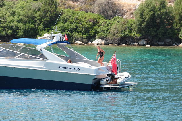 BİLGÜN SAZAK, YASEMİN ALOĞLU, ZEYNEP ÇARMIKLI 