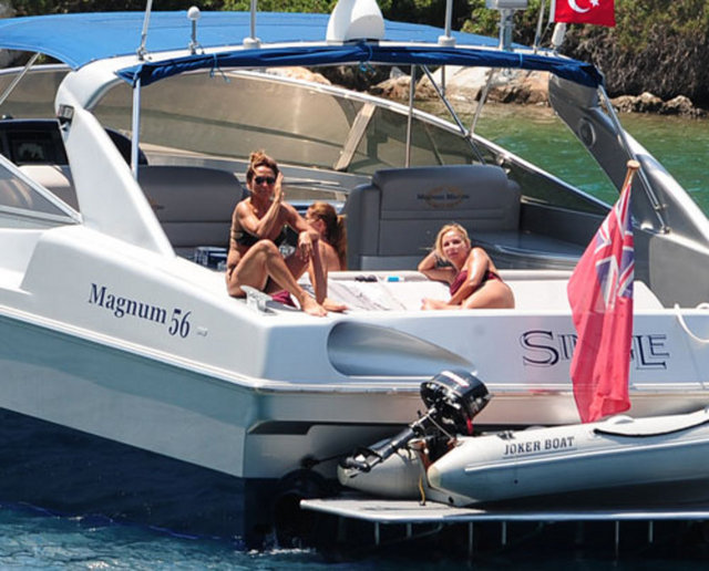 BİLGÜN SAZAK, YASEMİN ALOĞLU, ZEYNEP ÇARMIKLI 