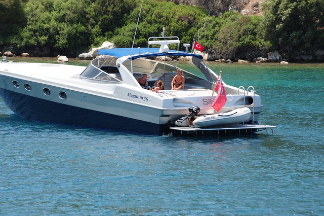 BİLGÜN SAZAK, YASEMİN ALOĞLU, ZEYNEP ÇARMIKLI 