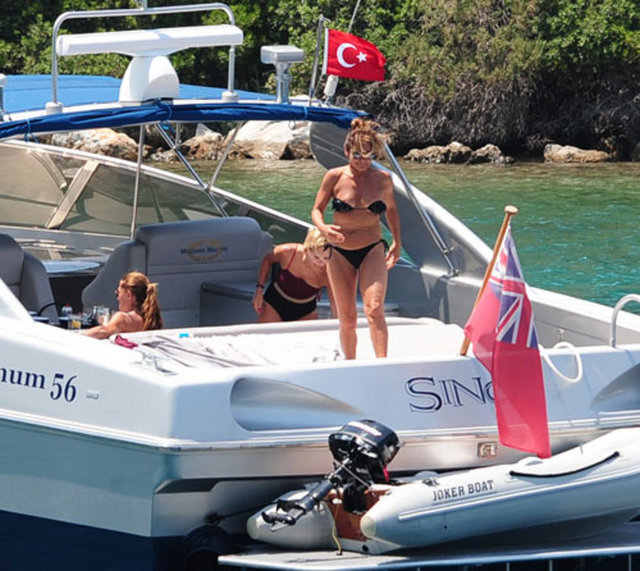 BİLGÜN SAZAK, YASEMİN ALOĞLU, ZEYNEP ÇARMIKLI 