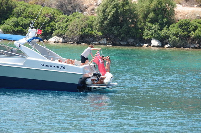 BİLGÜN SAZAK, YASEMİN ALOĞLU, ZEYNEP ÇARMIKLI 