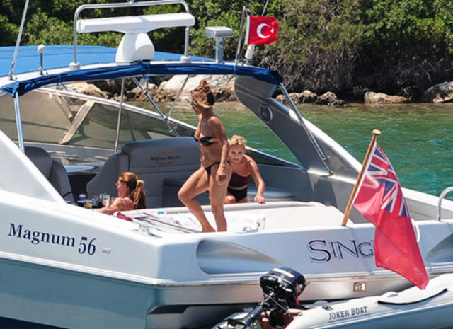 BİLGÜN SAZAK, YASEMİN ALOĞLU, ZEYNEP ÇARMIKLI 