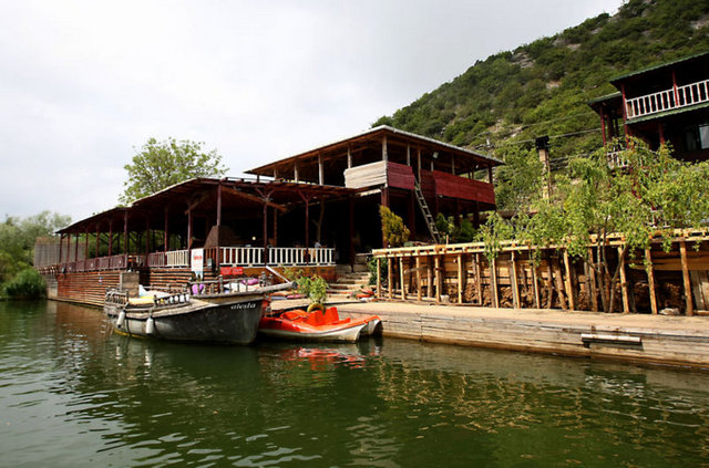 Bu gezinti genelde büyülü bir yerde kaybolmuşçasına hissettirir