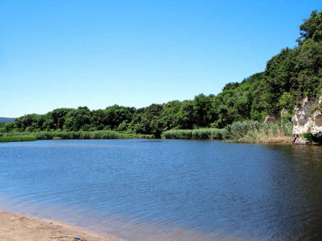 Nasıl gidilir? - Çatalca-Saray yolu üzerindeki Binkılıç Beldesi'nin hemen çıkışından sağa dönüldükten sonra 17 kilometrelik orman içi yolu kullanabilirsiniz.