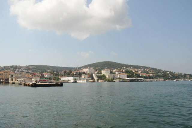 Büyükada: - Yeşilin ve mavinin kucaklaştığı mekânda mangal keyfi için ideal yerler var.