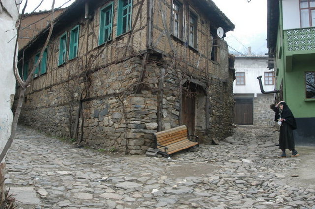 Tarihi dokusu nedeniyle sık sık dizi ve film çekimlerine sahne olur. Örnek olarak Kurtuluş Savaşı'nı anlatan Kurtuluş dizisi de burada çekildi