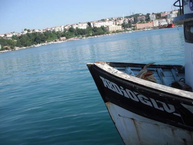 ŞİLE- İSTANBUL: - Şile, İstanbul'un en eski yerleşim yerlerinden biri. Şile merkez olarak 10 km. uzunlukta bir kumsala sahip olmakla birlikte Karadeniz kıyısında 60km'lik bir uzunluğa sahip.