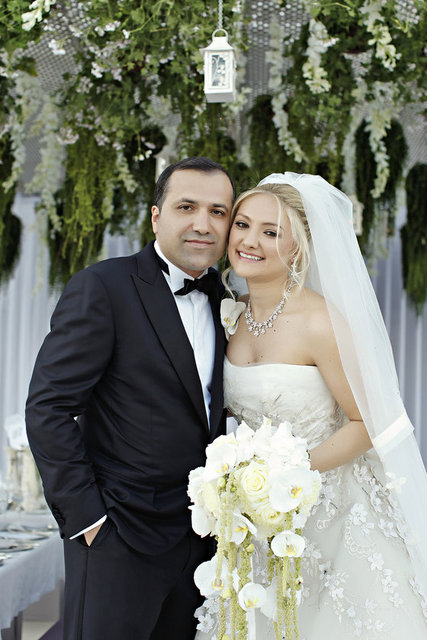 AHMET  TOPRAK, BURCU AKDARI