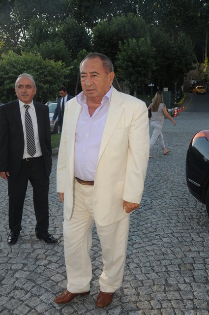 HÜSEYİN BAYRAKTAR 