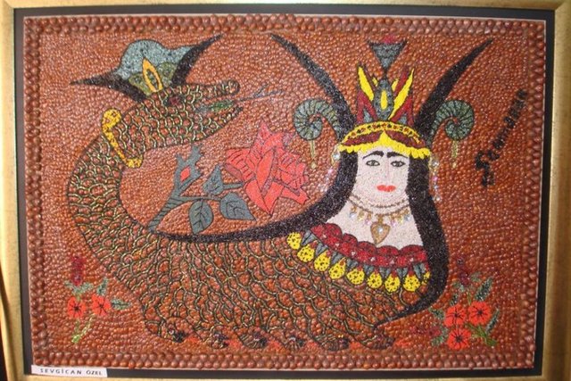 Halk, Şahmeran'ın saklandığı yeri haber verir.  - Yılanlar padişahı Misis'te ki bir hamamda saklanmaktadır.