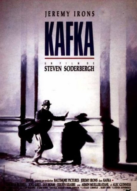 12-Kafka (1991): Kafka'nın dünyasına siyah-beyaz bir bakış sunan, 'içeri'ye giriş durumunda da dışavurumculuk yetisini harekete geçiren, siyasi açıdan dolgun bir yapıt. Steven Soderbergh'in dehası ve Jeremy Irons'ın tekinsizliğiyle parlıyor.