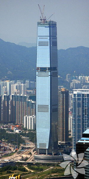 International Finance Centre, Hong Kong - 484 metre 