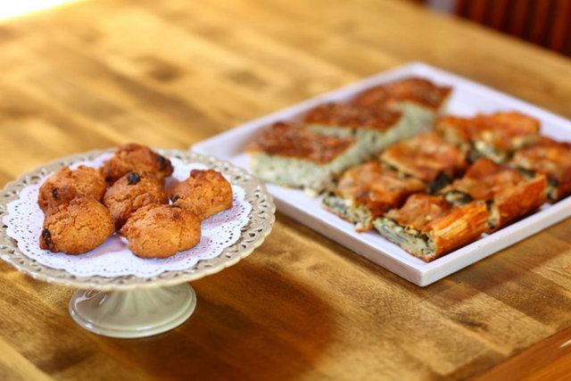 Sakız ağacının merkezi olan Alaçatı'da sakızlı dondurma, sakızlı kurabiyeler ve sakızlı frozen vazgeçilmeziniz olabilir. -