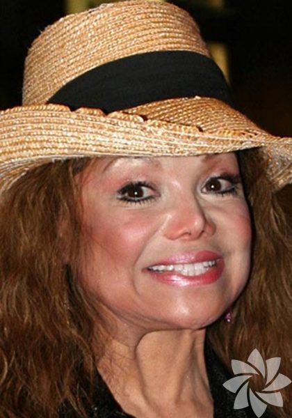La Toya Jackson