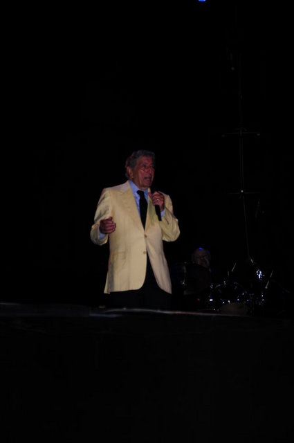 TONY BENNET