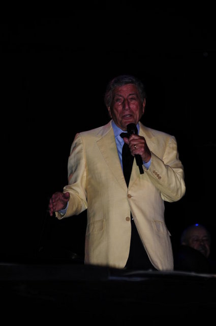 TONY BENNET