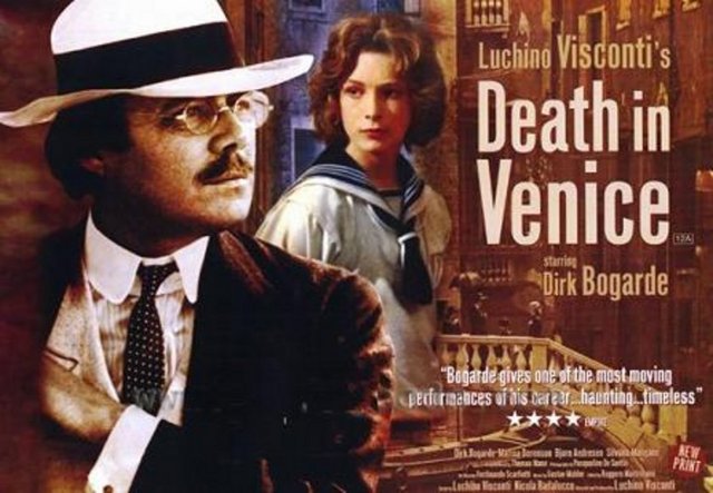 - 15-Venedik'te Ölüm (Morte a Venezia / Death in Venice) (1971): Thomas Mann'in romanının uyarlaması, kuşkusuz eşcinsel sinema adına önemli adımlar atmıştır. 1. Dünya Savaşı İtalya'sından yozlaşmış bir opera sanatçısının, 'burjuva konformizmi' adına yaratıcılık krizini perdeye taşır. Onun genç Tadzio'ya karşı duyduğu ilgiyi, sessizlik, uzun planlar, beyaz doku ve sahil katkısıyla unutulmaz bir aşk filmine dönüştürür. Elbette Visconti'nin zekasıyla hiççi ve psikolojik bir zemine yedirerek...