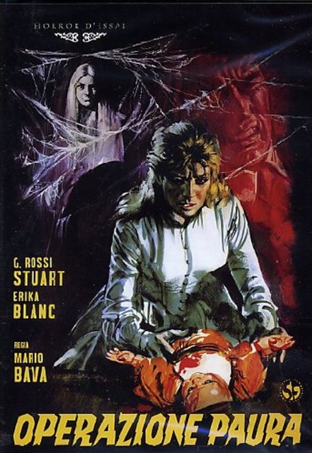 17-Kill, Baby... Kill! (Operazione Paura) (1966): 'Curse of the Living Dead' olarak da bilinen, Mario Bava'nın Hammer Films geleneği ile gotik mimarili perili ev filmlerini aynı potada erittiği renkli şaheseri... Renk kullanımından yaratılan atmosfere, geçmişteki ilişkilerin hakim rolü, tekinsiz karakterler ve daha nicesiyle bir 'sıkışmış alan korkusu' diyebiliriz. Buradaki stilize doku birçok yönetmeni etkilemiş bir 'büyü filmi'nin temsilini sunmuştur. Büyük oranda da 'büyüleyici'nin kelime anlamına dönüşmüştür.