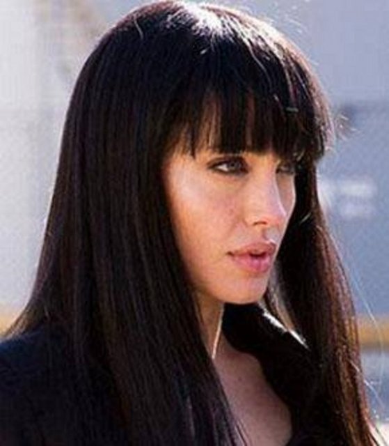 Çekimleri Long Island'da gerçekleştirilen filmin setinden ambulansla alınarak hastaneye kaldırılan güzel yıldızın yüzünde kaza sonrası herhangi bir iz kalmadı.