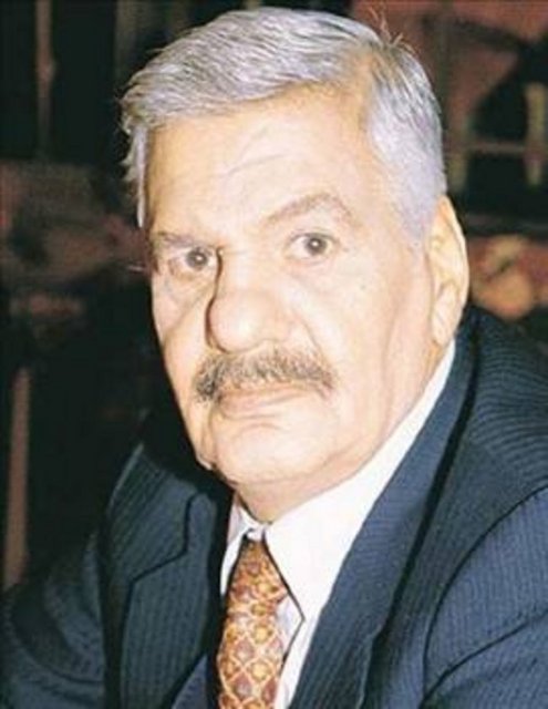 Filmlerinde canlandırdığı rollerde öylesine başarılıydı ki bir çok kişi Erol Taş sözkonusu olduğunda senaryo ile gerçeği birbirine karıştırırdı.