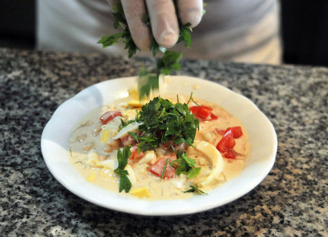 Antayla: Tahinli piyaz -