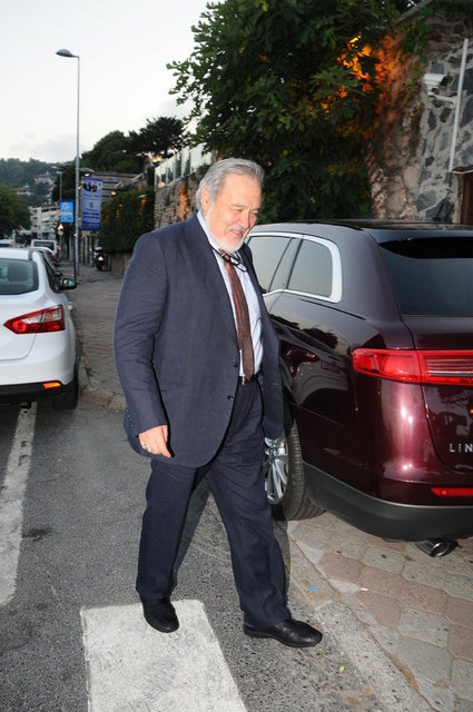 İLBER ORTAYLI 