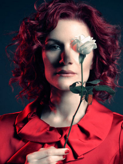 27 Temmuz Cuma, İzmir Çeşme Zeus'da; saat 21.30'da, Jehan Barbur. Giriş: 34 TL. Tel: (216 556 98 00)