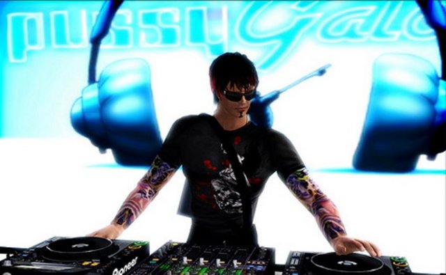 28 Temmuz Cumartesi, Kiki'de; saat 23.30'da, DJ Moki. Giriş: Ücretsiz. Tel: (212 243 53 73)