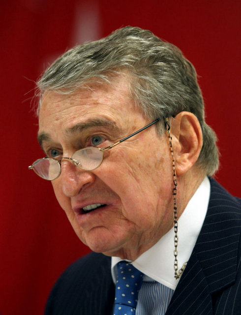 Yaydan çıkan ok, ağızdan çıkan söz, kaçırılmış fırsat ve geçmiş zaman hiçbir zaman geri gelmez, unutmayın