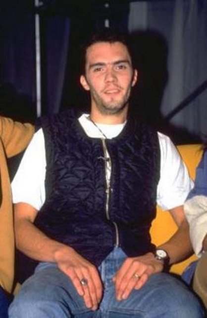 KÜÇÜKTÜ... ÖLMEK İÇİN ÇOK GENÇTİ - Türk pop müziğinin en yetenekli yeni nesil müzisyenlerinden biriydi Uzay Heparı. Sezen Aksu, Zuhal olcay, Levent Yüksel, Sertab Erener, Aşkın Nur Yengi gibi sanatçılarla birlikte yaptığı çalışmalarla tanınan bir besteci ve aranjördü. -