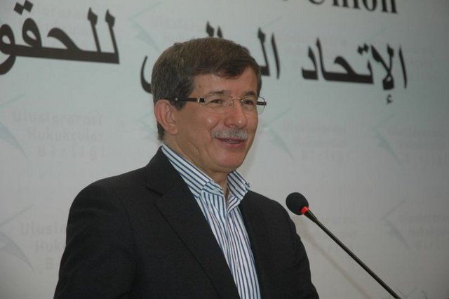 Dışişleri Bakanı Ahmet Davutoğlu -