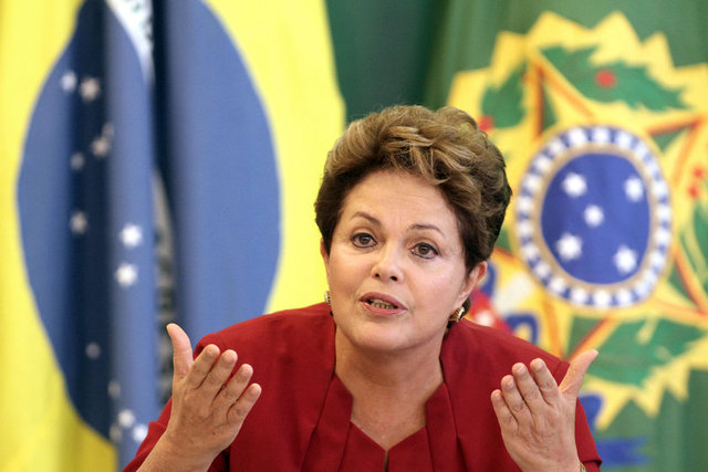 Dilma Rousseff Brezilya Cumhurbaşkanı   - @dilmabr  4.129.232 -
