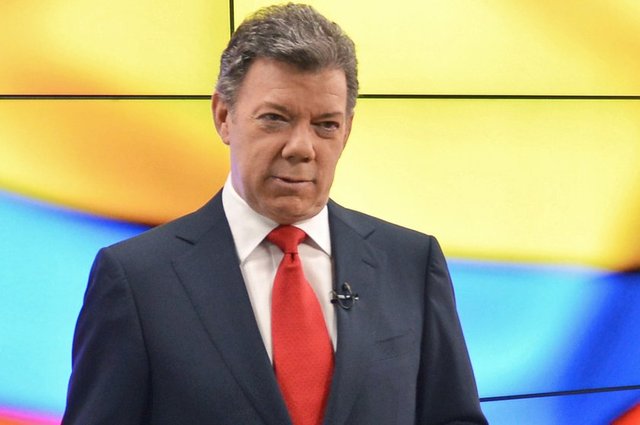 Juan Manuel Santos  Kolombiya Devlet Başkanı   - @JuanManSantos  4.072,174 -
